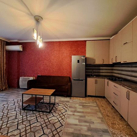 Karvi Hostel & Suites Batumi Ngoại thất bức ảnh