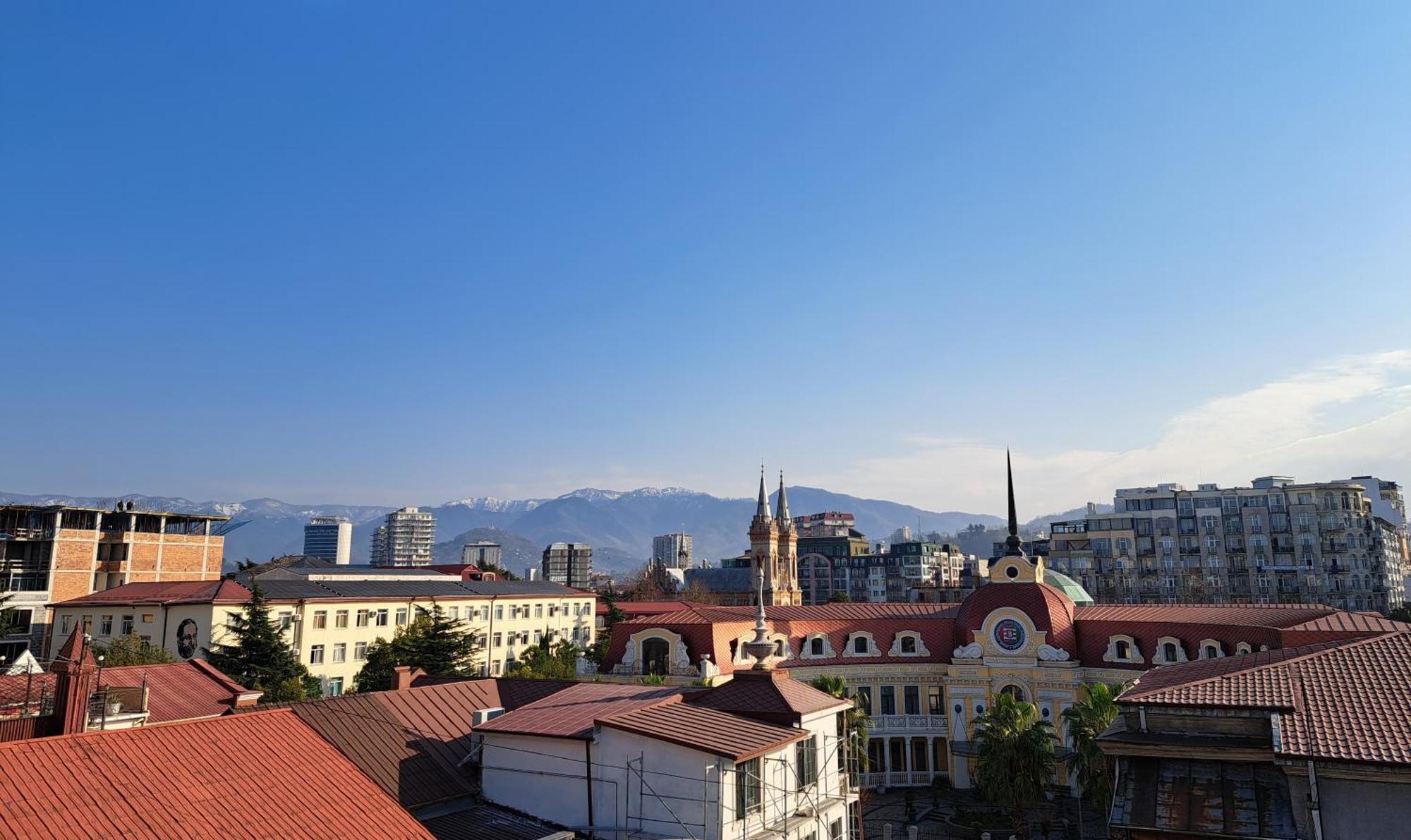Karvi Hostel & Suites Batumi Ngoại thất bức ảnh