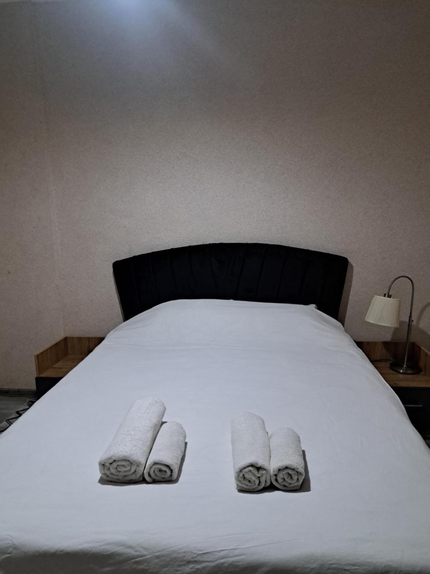 Karvi Hostel & Suites Batumi Ngoại thất bức ảnh