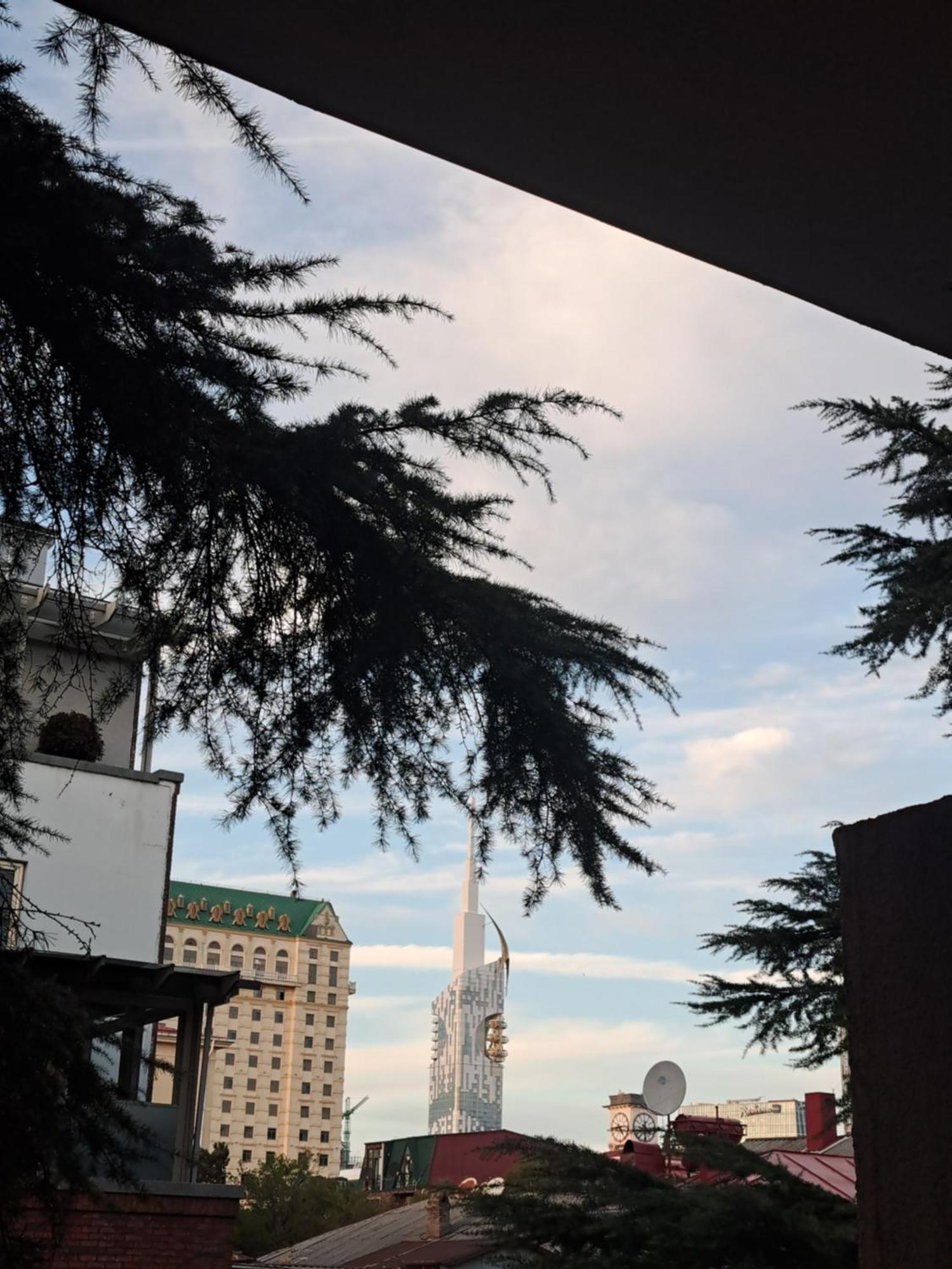 Karvi Hostel & Suites Batumi Ngoại thất bức ảnh
